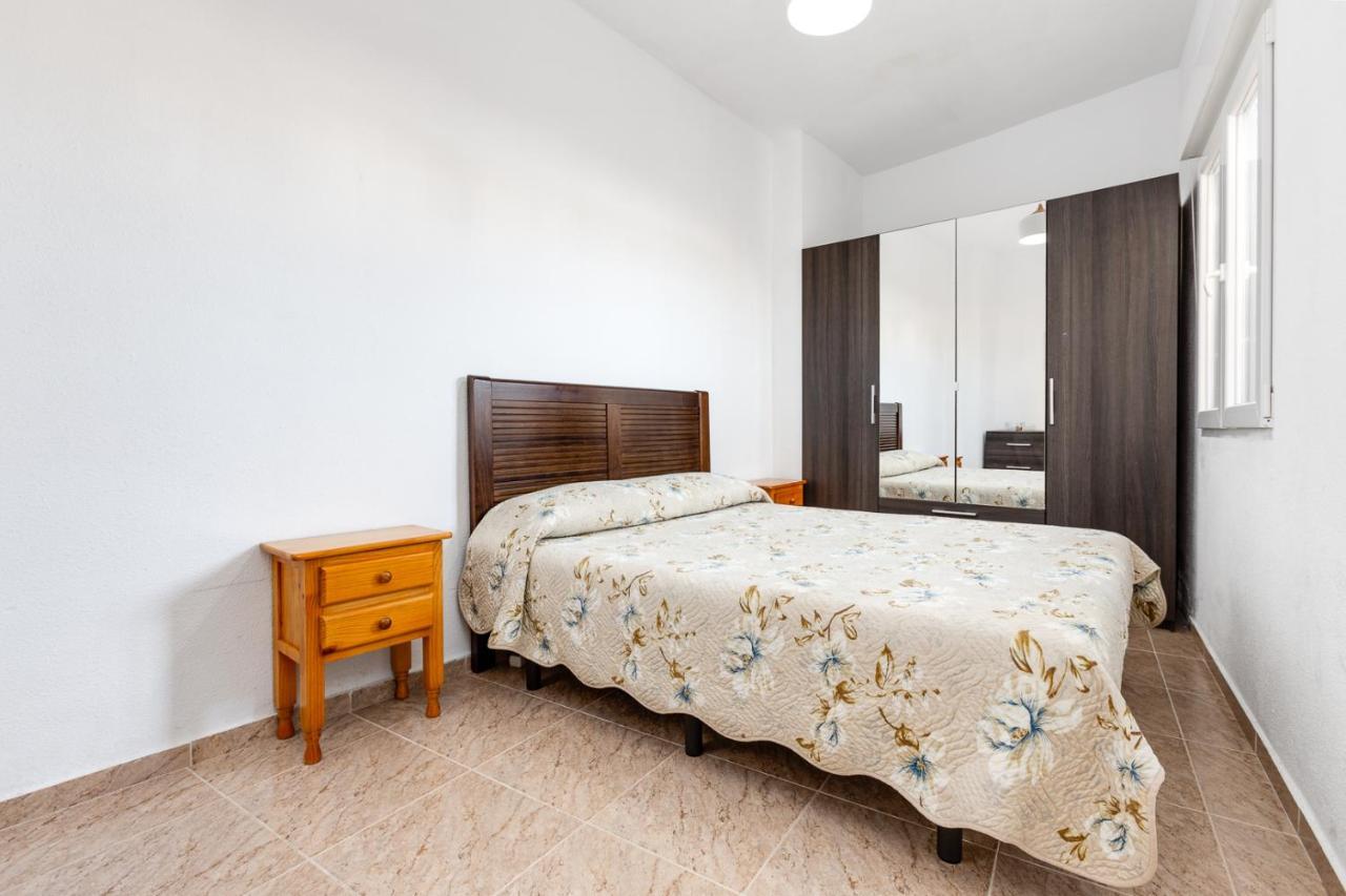 Bonito Apartamento de dos habitación y piscina Torrevieja Exterior foto